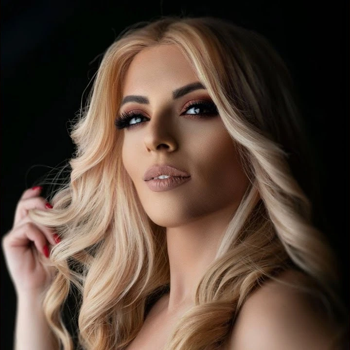 Χριστίνα Σαββίδου