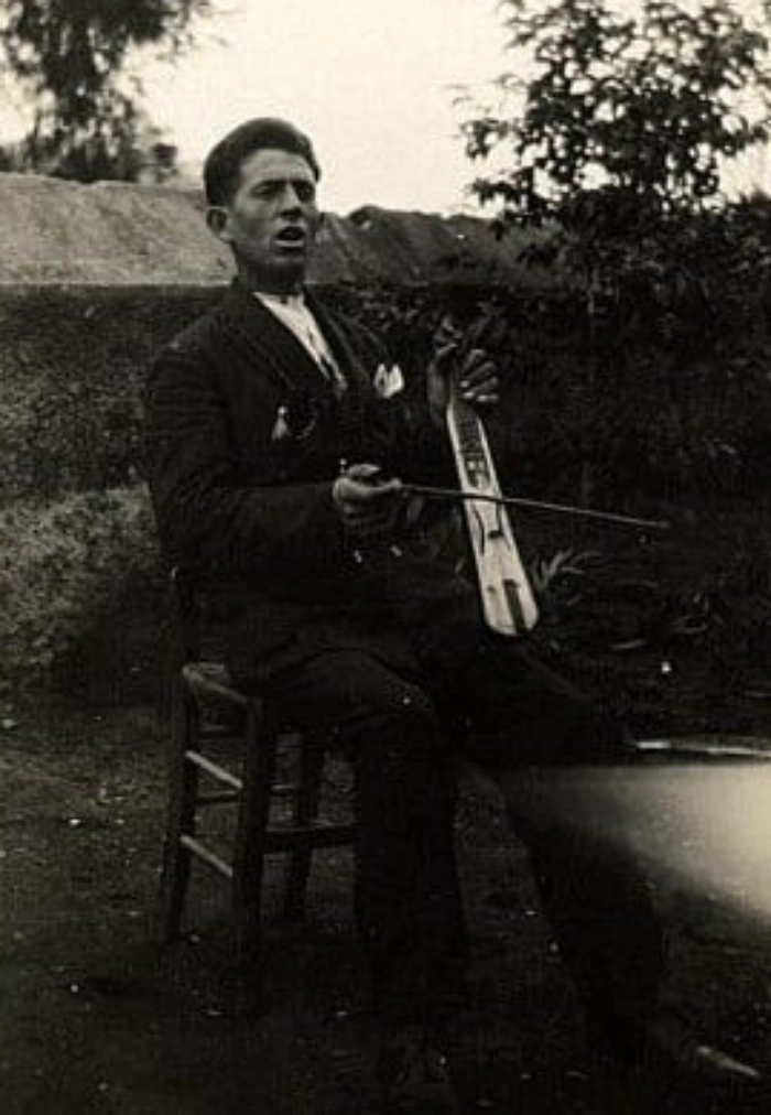 Γιάννης Χαραλαμπίδης